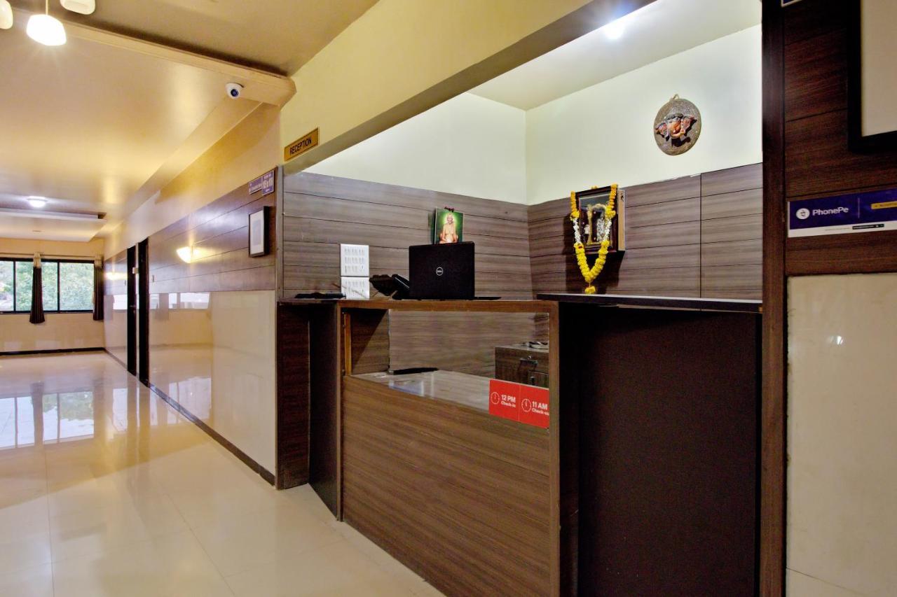 Hotel Oyo Slp013 Savan And Sapna Lodging Solapur Esterno foto