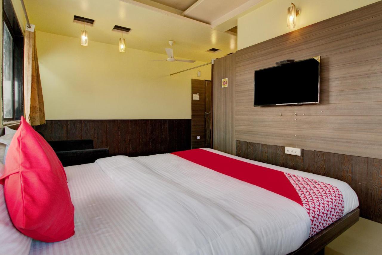 Hotel Oyo Slp013 Savan And Sapna Lodging Solapur Esterno foto